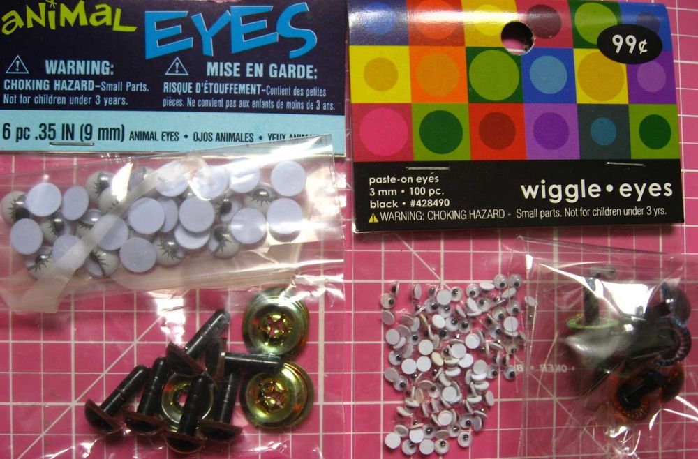 глаза игрушек, шнур вощеный, косточки мулине, нить резинка, хм девочке