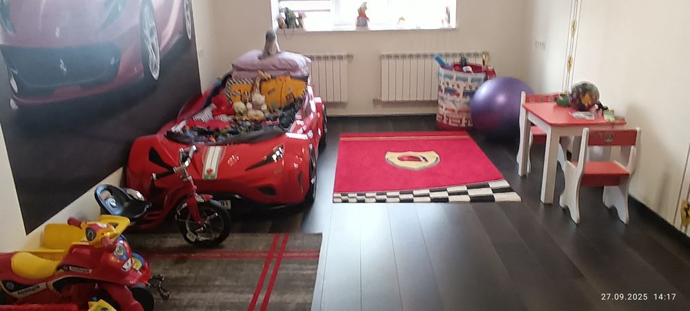 Продаю  4-х комнатную квартиру  на 2-м эт в кирпичном 9-ти эт.доме