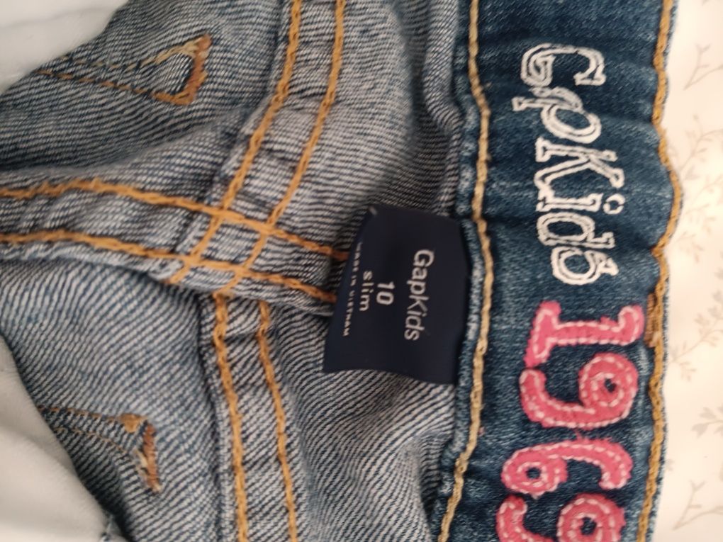 Calças ganga menina GAP Kids - 10 anos
Slim - impecáveis