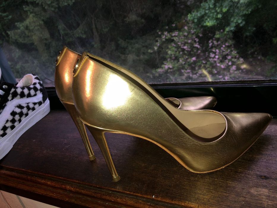 Zapatos usado ah venda