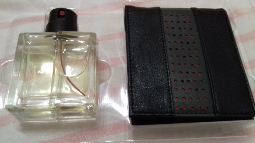 Perfume Urban Edge Avon oferta carteira, homem