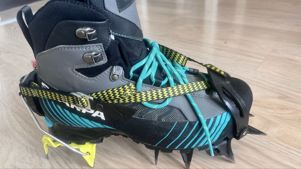 Buty wysokogorskie damskie Scarpa 39 +raki półautomat Salewa pokrowiec