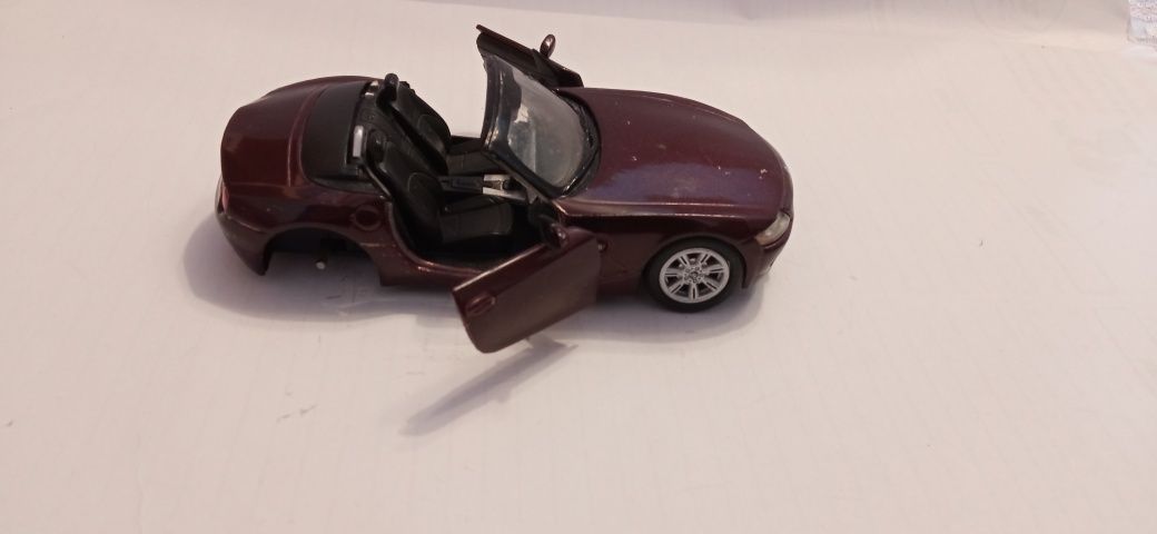 BMW z 4 kingsmart w skali 1 / 38