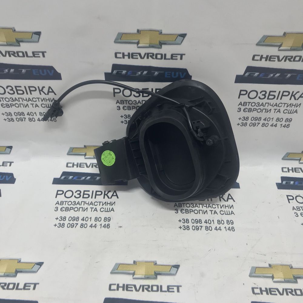 Лючок зарядки Chevrolet Bolt EUV