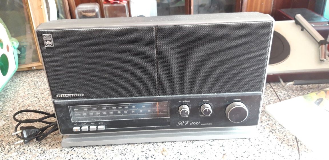 Rádio Antigo Grundig