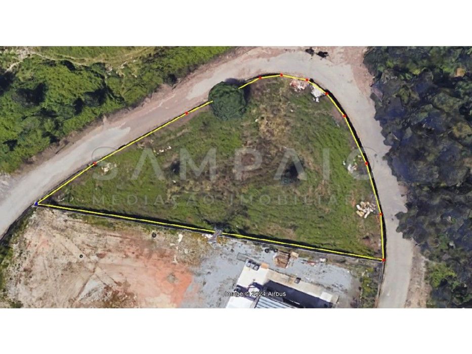 Terreno Industrial - S. Pedro da Cova