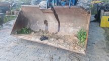 ładowarka Liebherr L521 czołowa łyżka 2,2 m3 ładny lemiesz