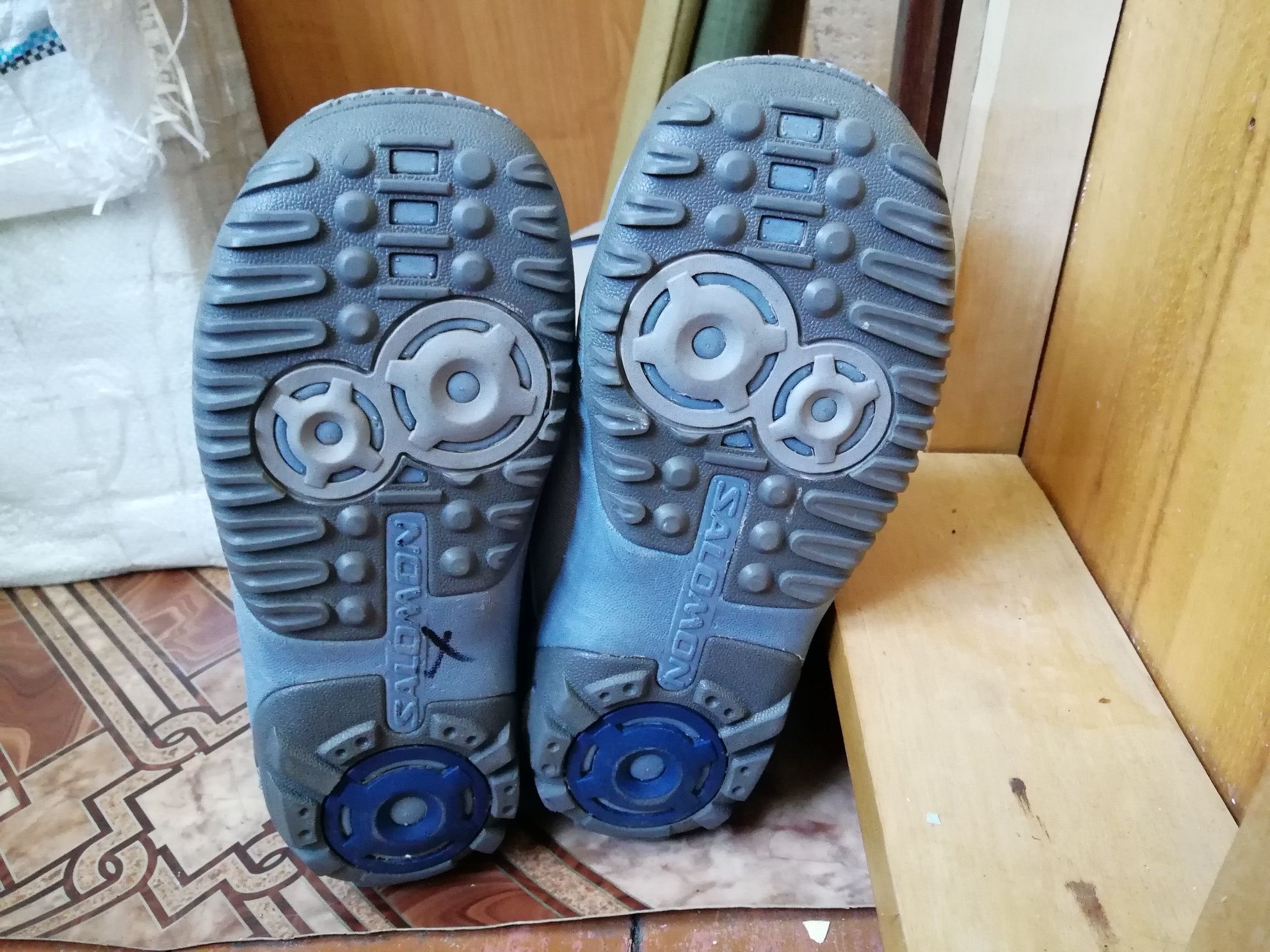 Взуття для сноубордингу Salomon (жіноче, 39 розмір)