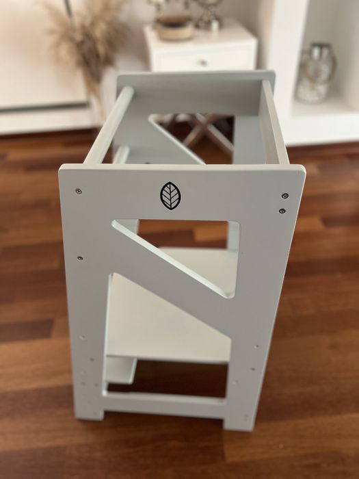 Kitchen Helper Momiki Concept