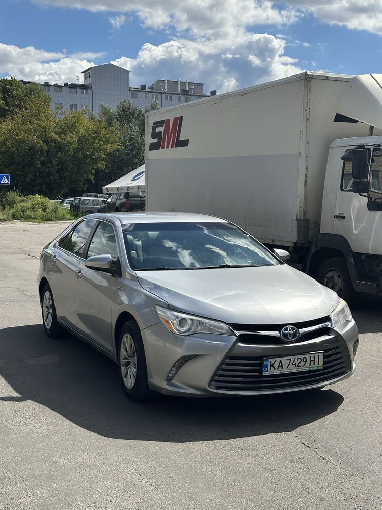 Оренда авто CAMRY 50/55/70, пассат, Toyota Sequoia, Mersedes, Tesla