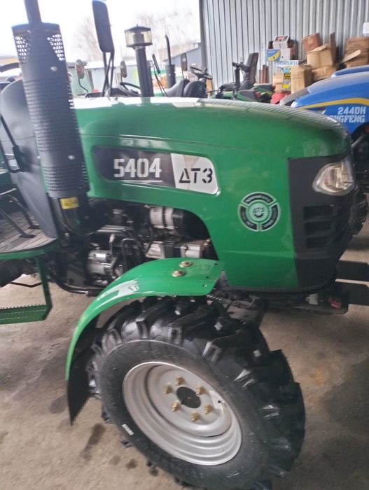 Продам ДТЗ 5404 майже новий