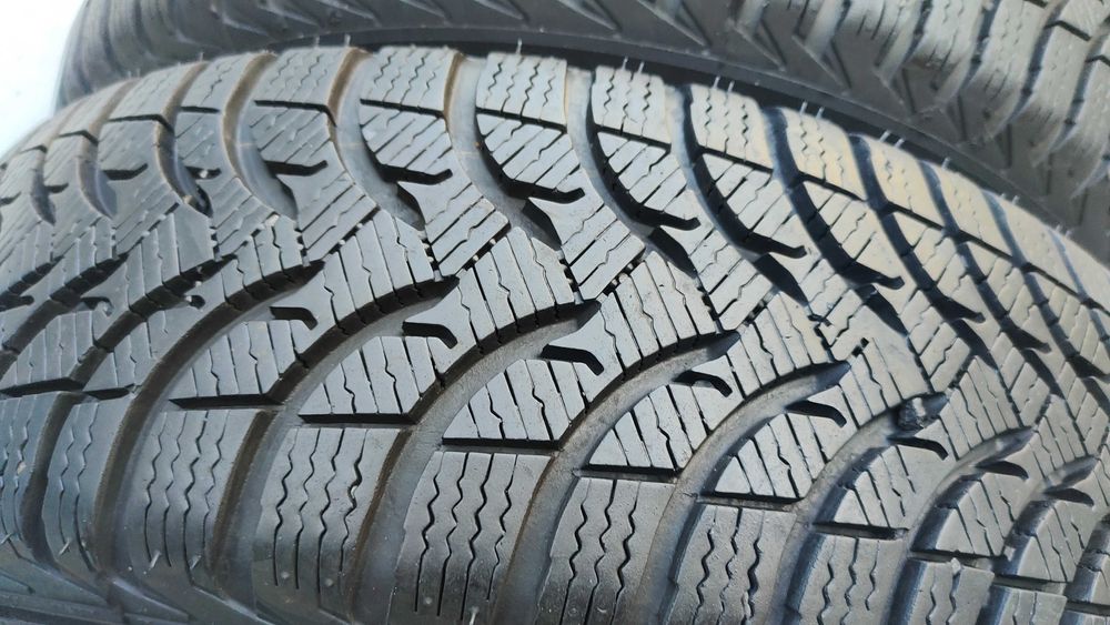 Opony Zimowe 185/65/15 Michelin 4szt 7,5mm