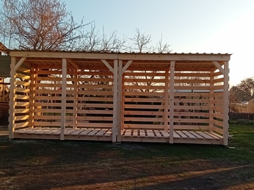 Drewutnia (schowek) na drewno
