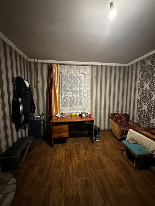 Окремий будинок/ Гребінки