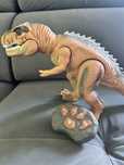 Duży Zdalnie Sterowany Diozaur T-Rex Ryczy Chodzi Świeci Pilot RC