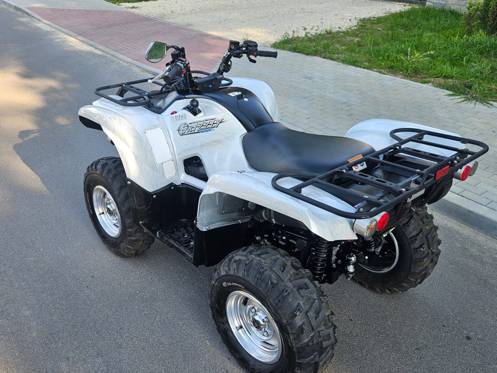 Yamaha grizzly 700 SPECIAL Edition Zadbana Idealna niski przebieg Yfm