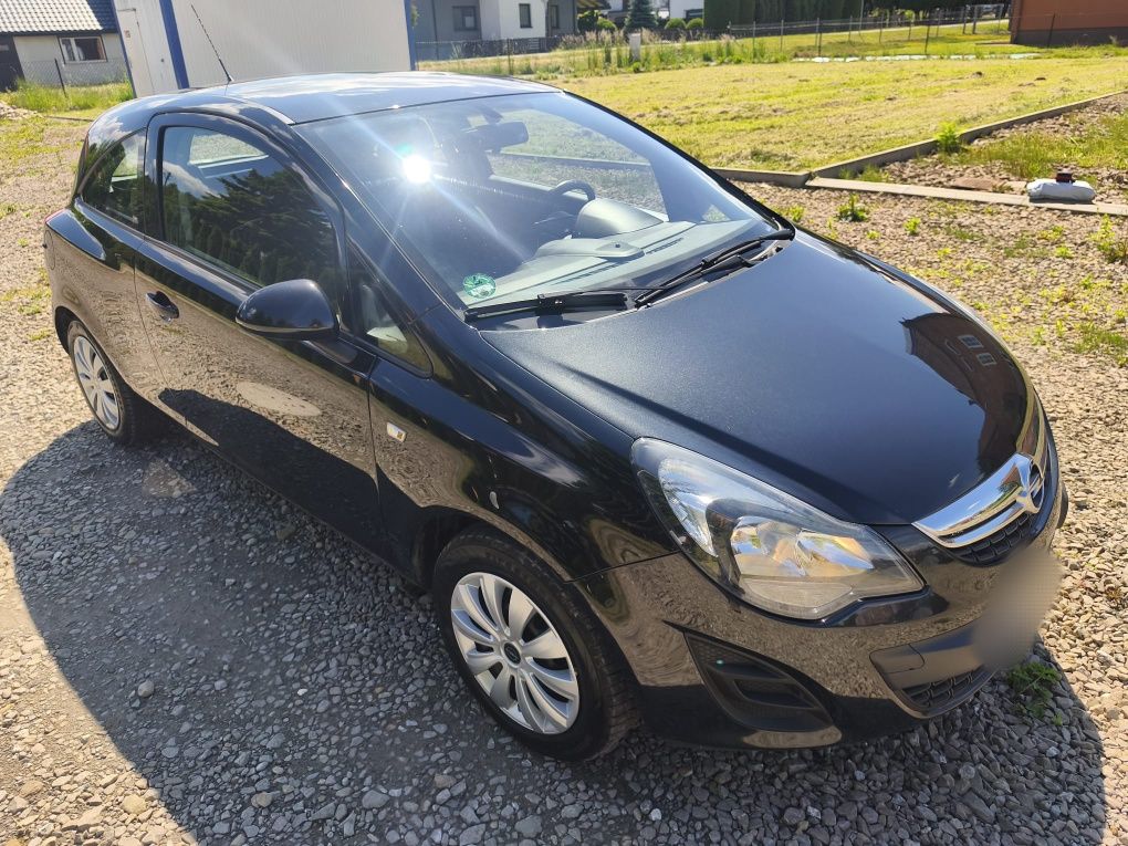 Opel Corsa D LIFT 1.2 16v Super stan Zadbana sprowadzona