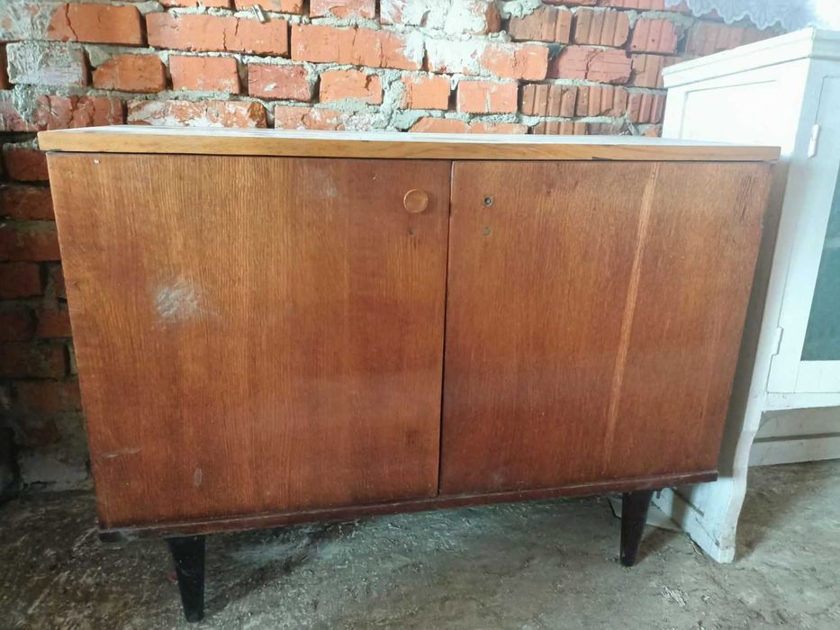 Тумбочка двохдверна