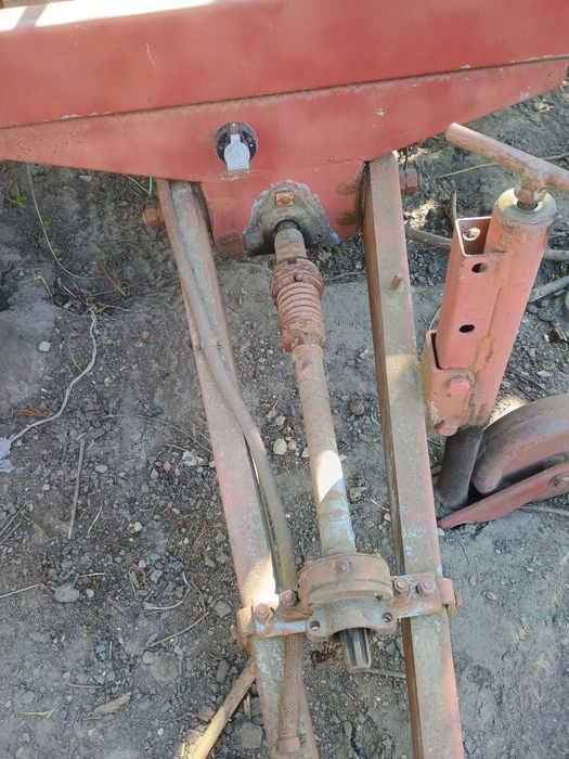 Rama rozrzutnika oś z kołami części