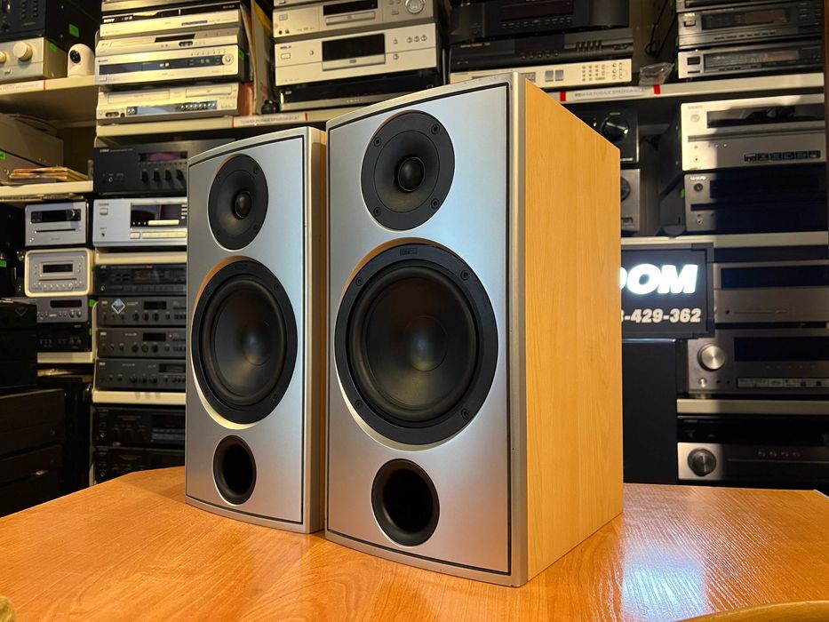 Kolumny podstawkowe Canton LE 130 Audio Room