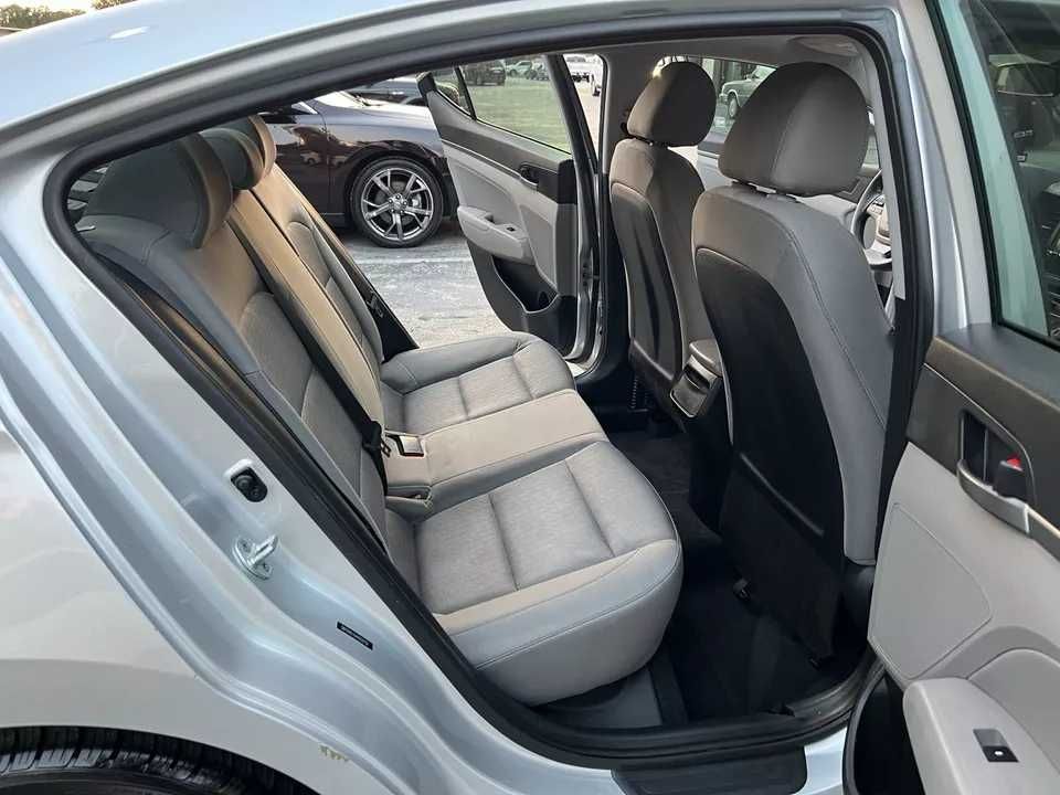 2017 Hyundai Elantra SEL
