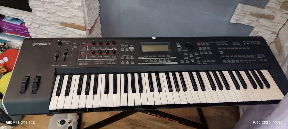 Sprzedam Yamaha Mox6