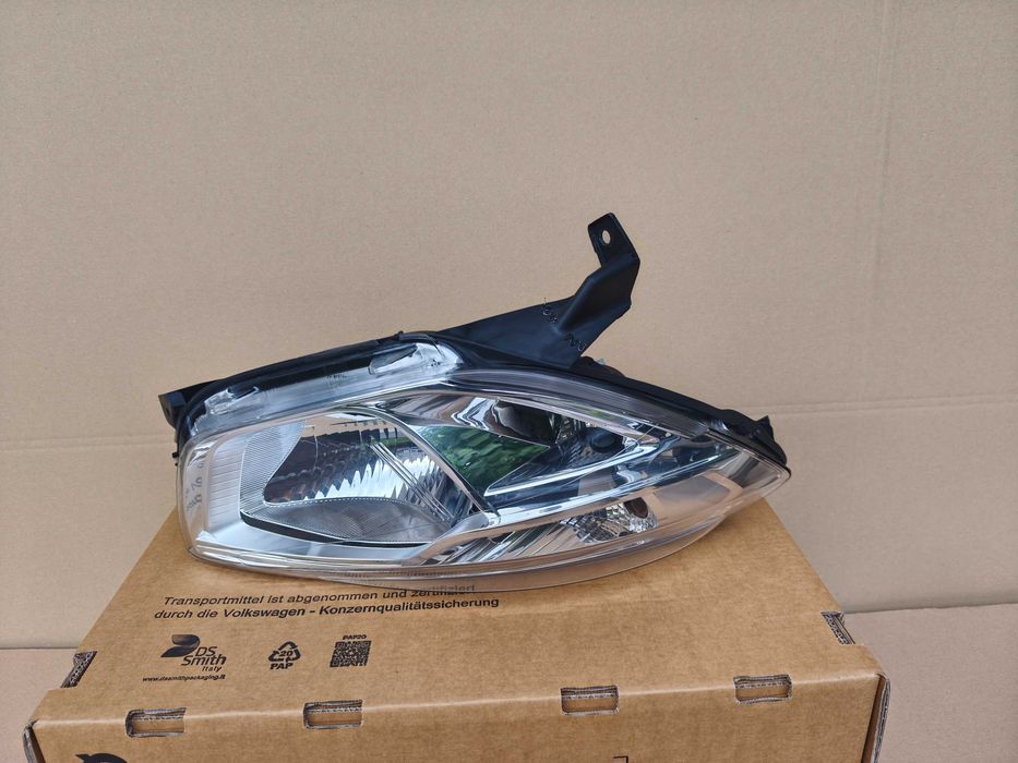 DACIA DOKKER LODGY LIFT lampa prawa przód reflektor 260.102.414R