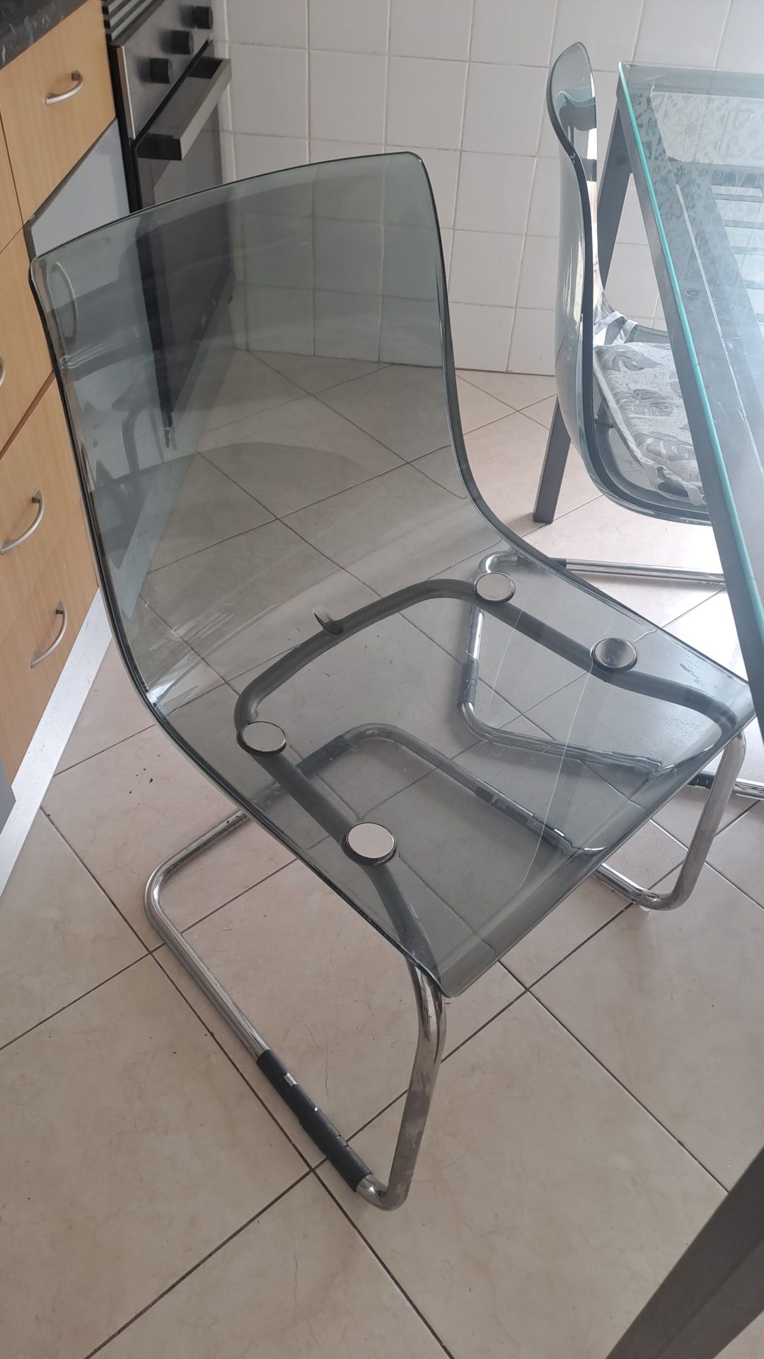Mesa de cozinha ou sala jantar