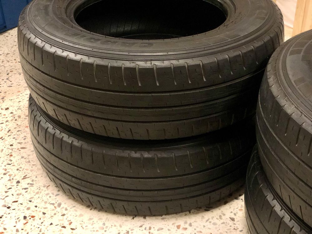 Opon letnie Pirelli Carrier 205/70/R15C Bus Kamper