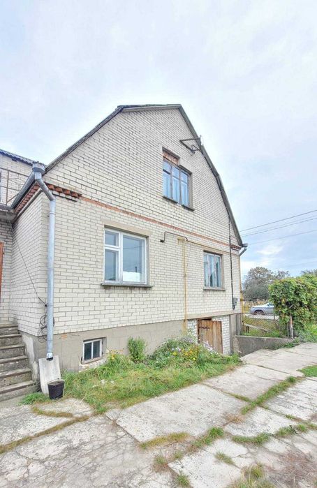 Продаємо будинок - можливий обмін на квартиру