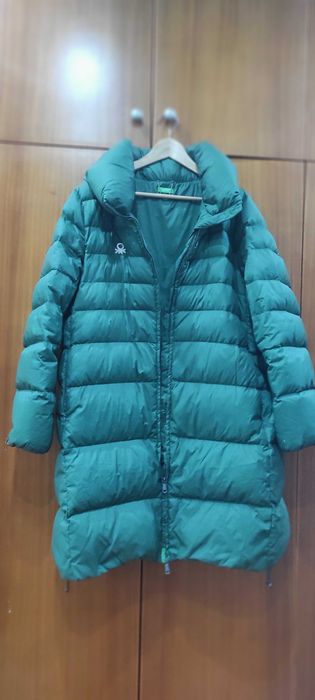 Bonito quispo verde azeitona da marca Benetton