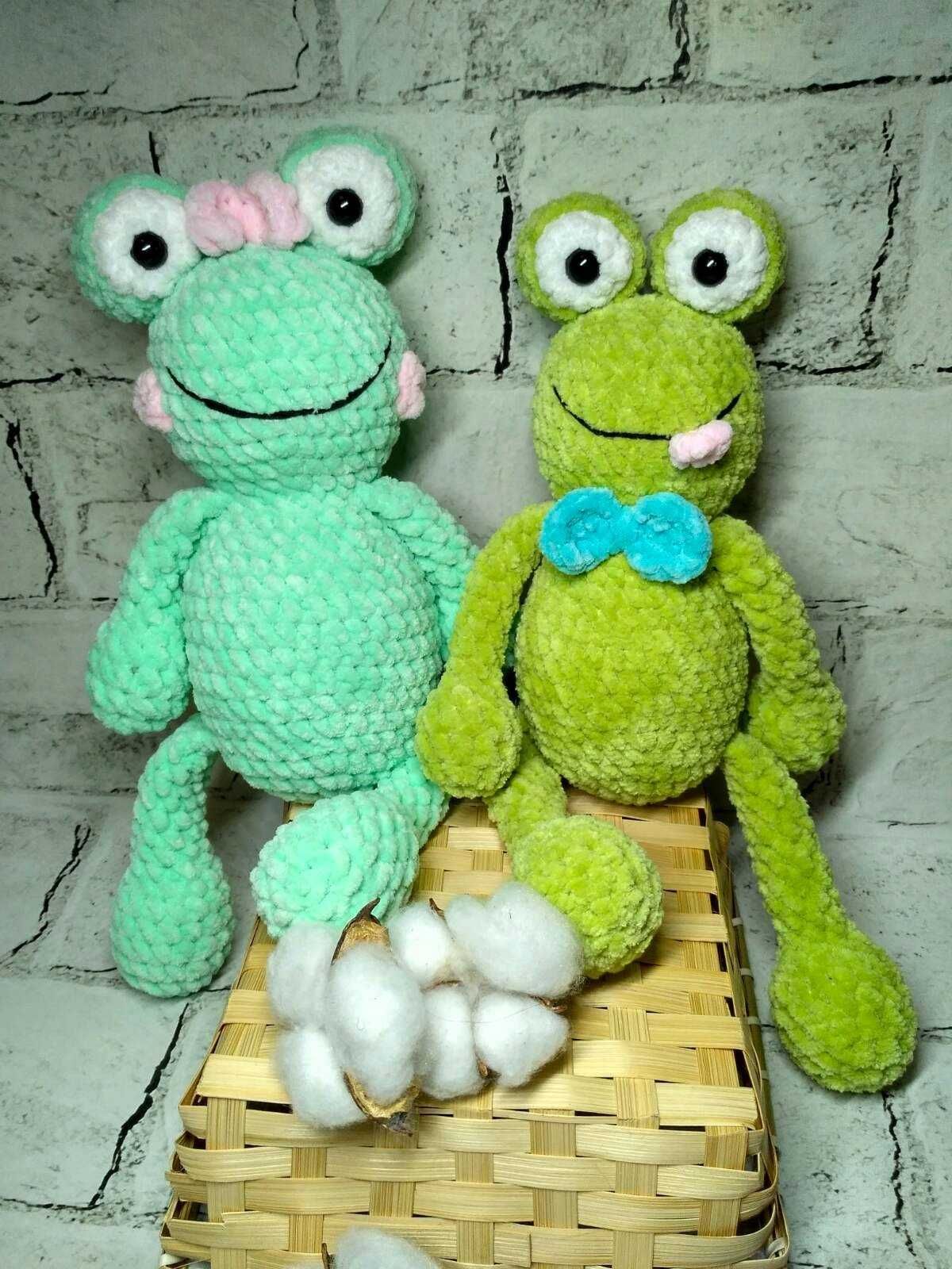 Мягкая игрушка ручной работы вязаная амигуруми Hand Made Лягушка