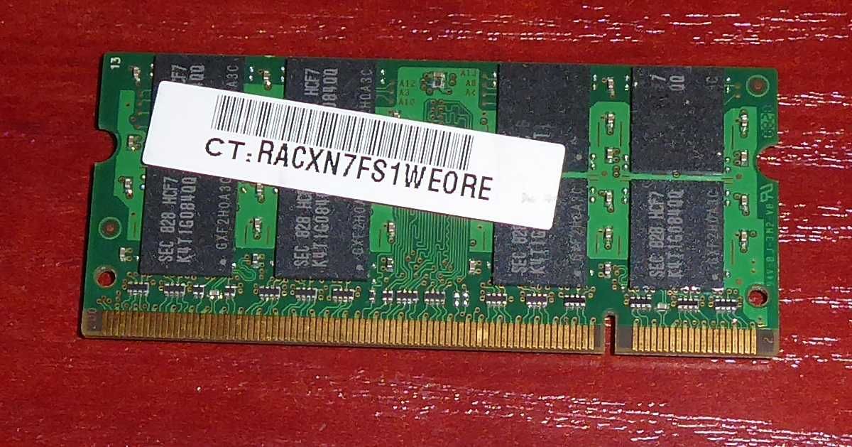 Pamięć RAM DDR 2 Samsung M470T5663QZ3-CF7  2GB