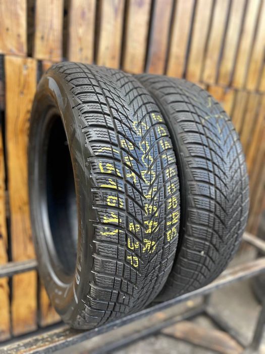 Шини 205/60 r16 зима Goodyear 23 рік