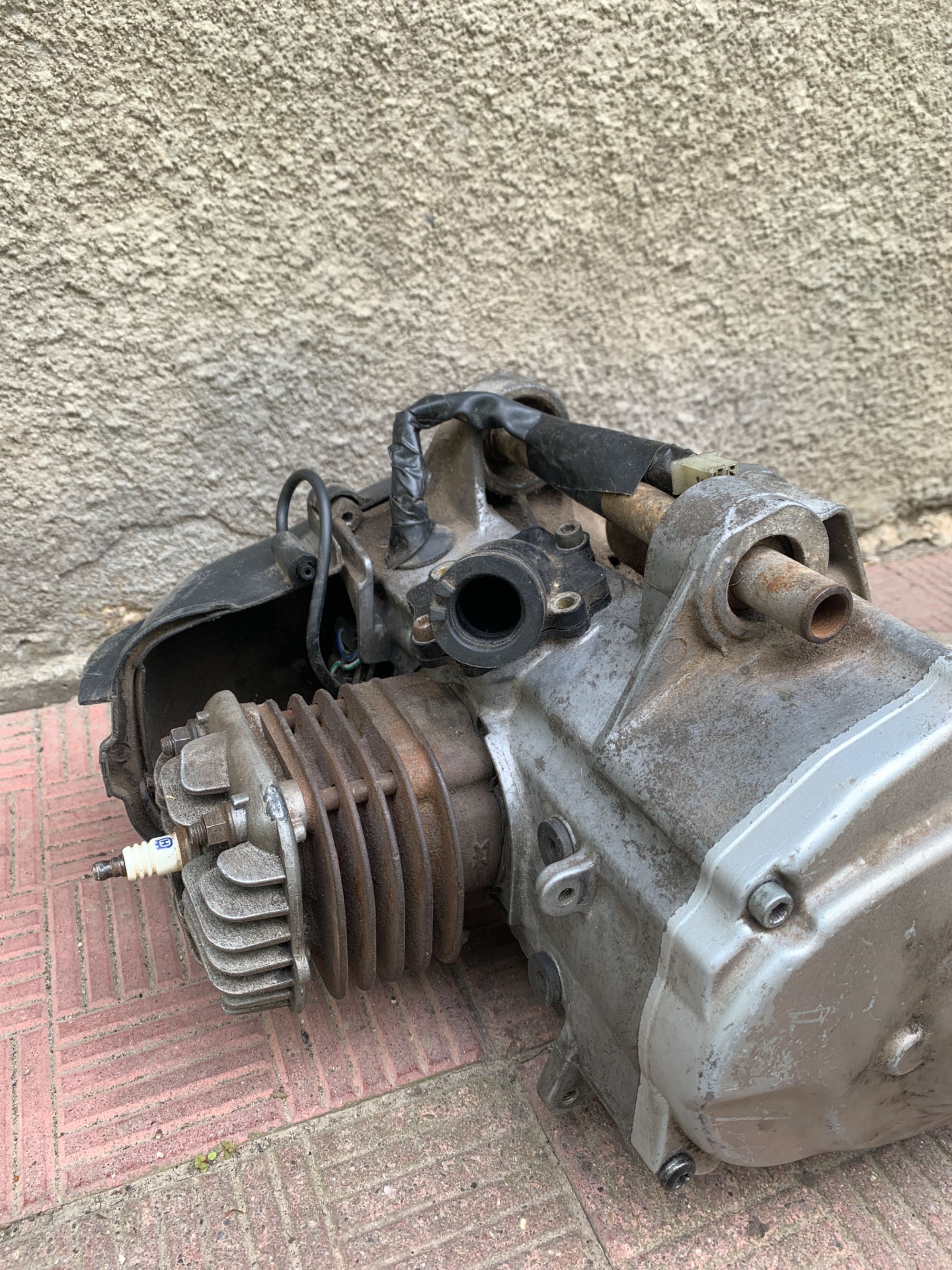 Silnik minarelli horizontal Yamaha neos malaguti