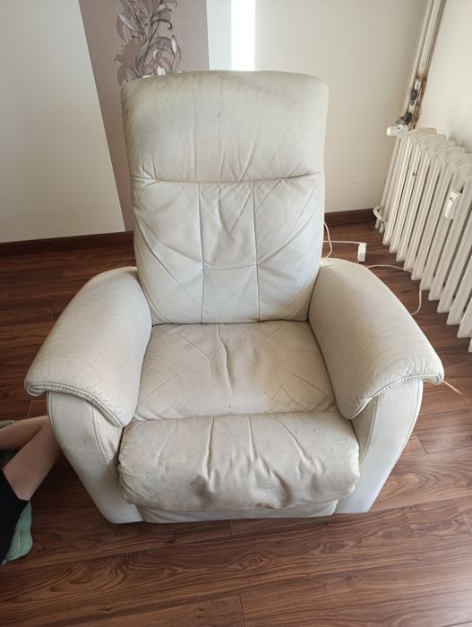 Fotel z automatycznym rozkładaniem