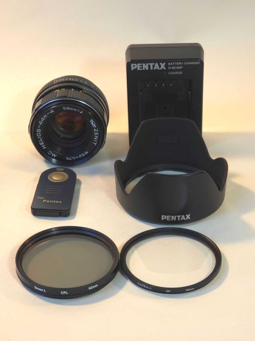 Pentax K5/2 SR + obiektyw Pentax 18-135 + dodatki