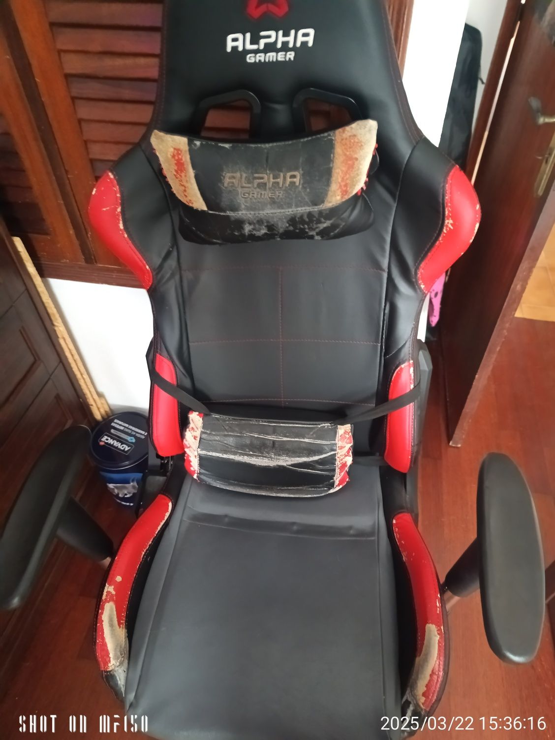 Cadeira alpha gamer usada