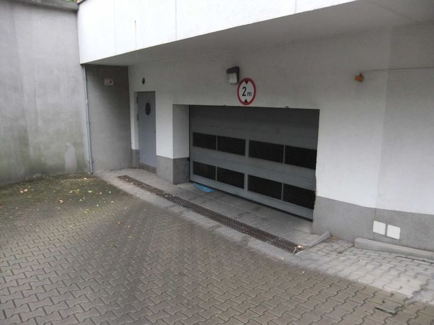 Miejsce parkingowe Garaż ulica Konfederacka Grunwaldzka Księżycowa