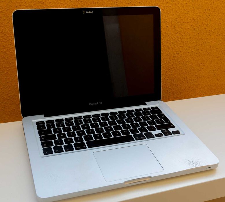 Macbook Pro 13inch Mid 2009