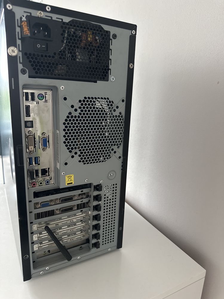 Sprzedam komputer stacjonarny pc.