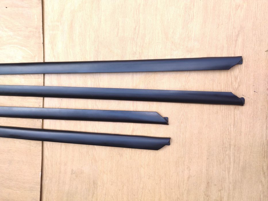 Молдинги листва накладки 95-01рр двери дверей Ауди А4 б5 Audi A4 b5