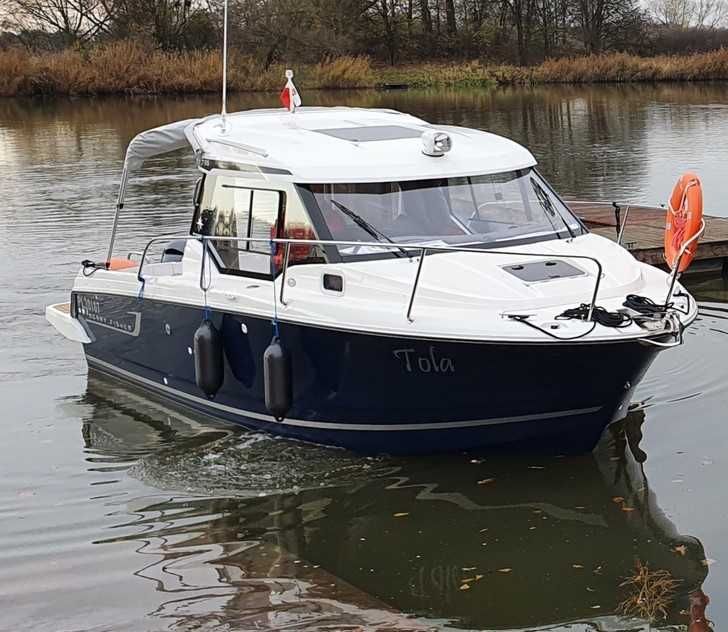 Łódź motorowa Jeanneau Merry Fisher 795