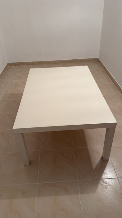 Mesa branca Ikea Lack