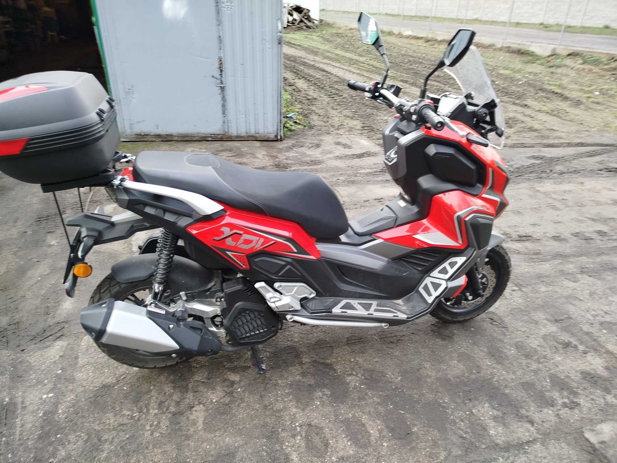 Skuter Junak XDV 125