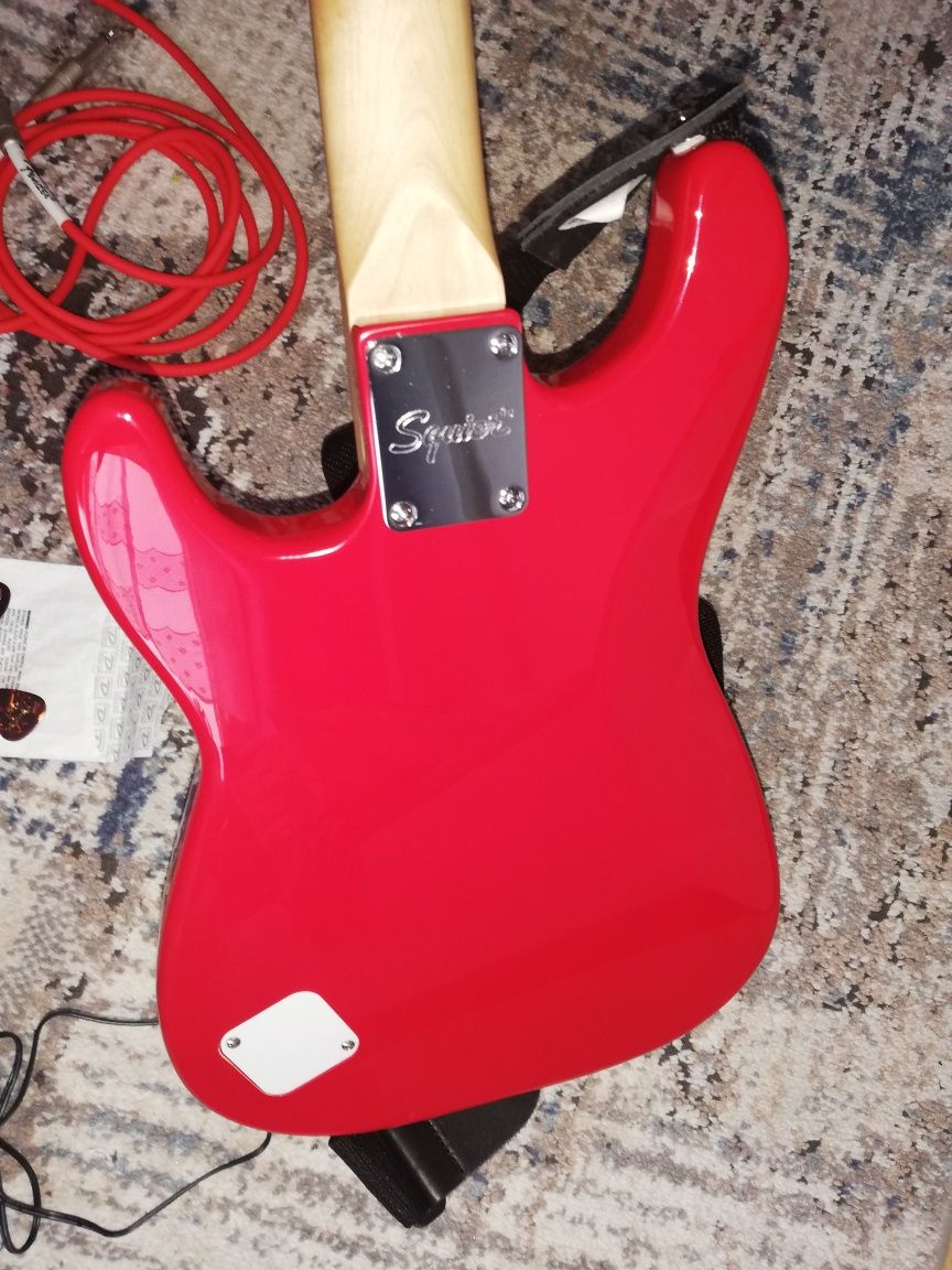 Gitara elektryczna Fender squier dakota red