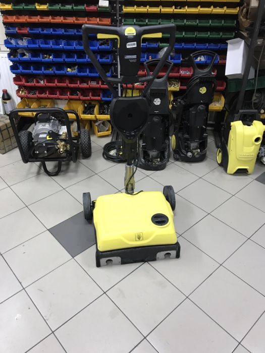 Karcher полотер BRS 40/1000