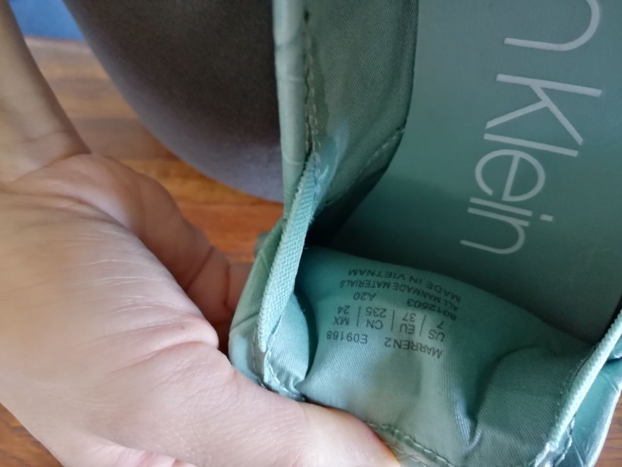 Buty miętowe wsuwane Calvin Klein r. 37 (4) mokasyny, trampki, półbuty