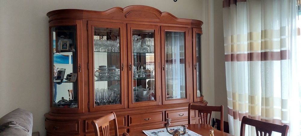 movel de sala em madeira