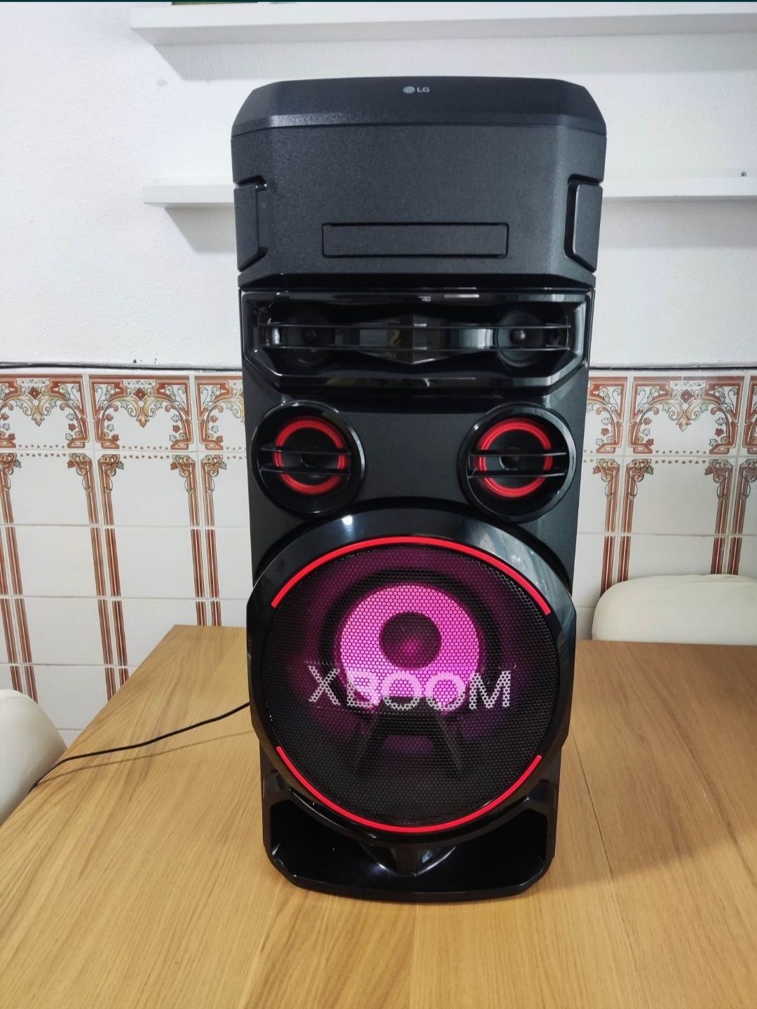 Hi-Fi LG Xboom On 7